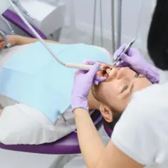 Co obejmuje dentysta NFZ? Sprawdź, jakie usługi są darmowe