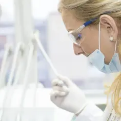 Ile kosztuje znieczulenie u dentysty na nfz? To może być darmowe!