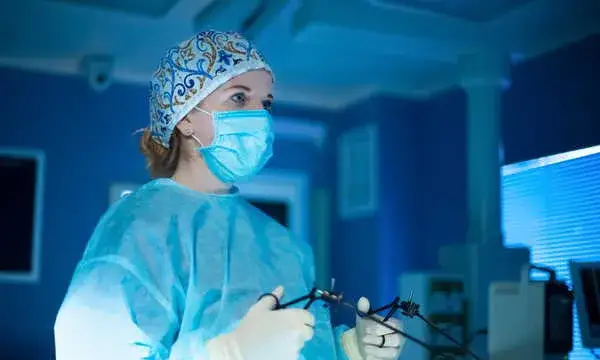 Zdjęcie Gdzie usunąć woreczek żółciowy na nfz? Sprawdź dostępne kliniki i procedury
