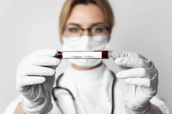 Wczesne objawy HIV - Czy to grypa? Kiedy testować?